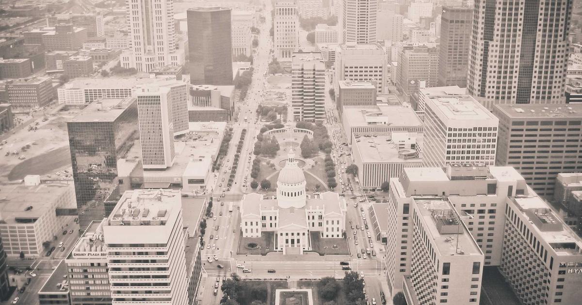 SaaS Stack Showdown: Build vs. Buy in 2026 - SaaS & Software